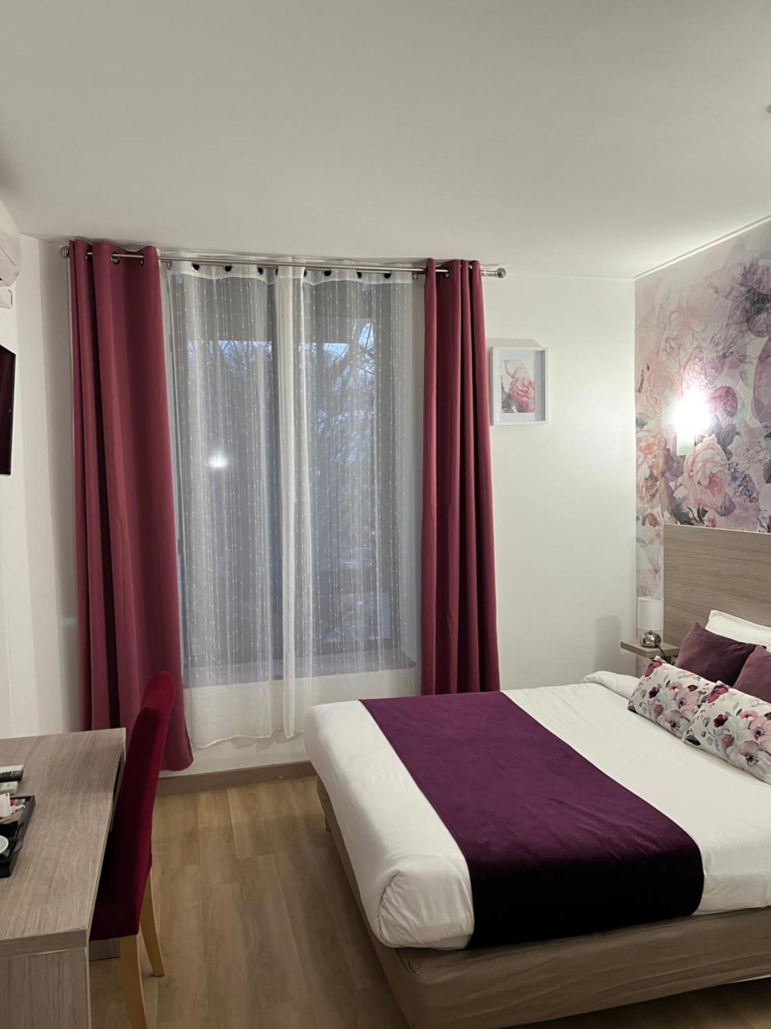 נים Empire Hotel מראה חיצוני תמונה