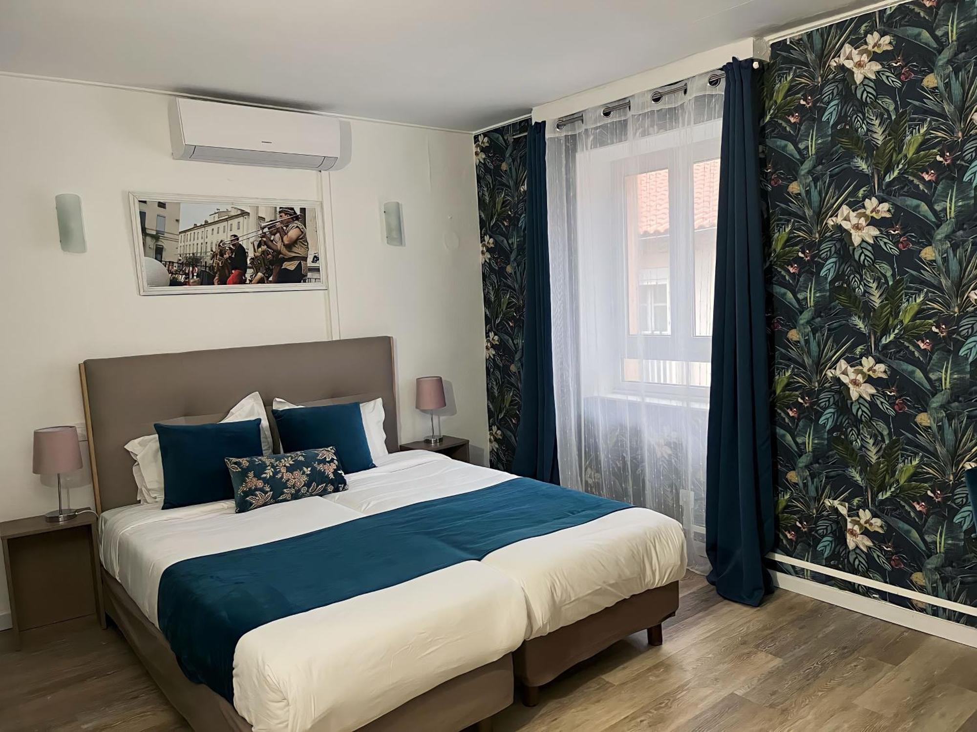 נים Empire Hotel מראה חיצוני תמונה