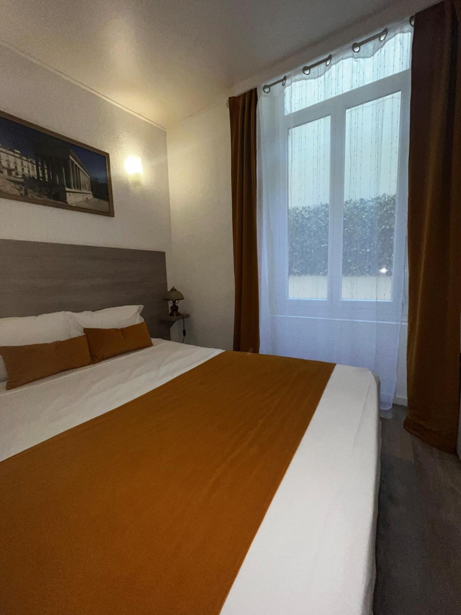 נים Empire Hotel מראה חיצוני תמונה